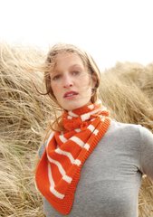 Набор для вязания женского треугольного шарфа с пряжи Cumba ggh R75M35 фото