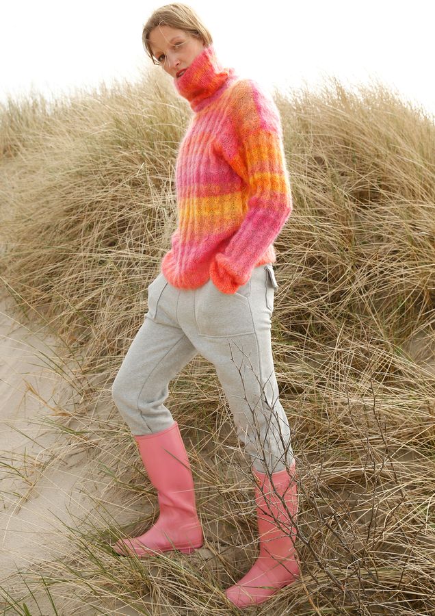 Набір для в'язання жіночого светра з мохера з пряжі KidSeda ggh R75M38 фото