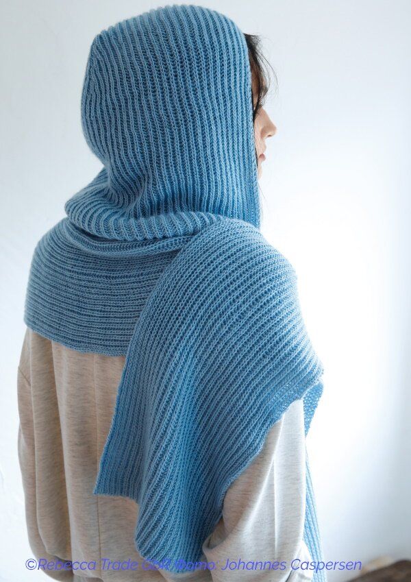 Набор для вязания шали-капюшона с пряжи LACY ggh R80М6 фото